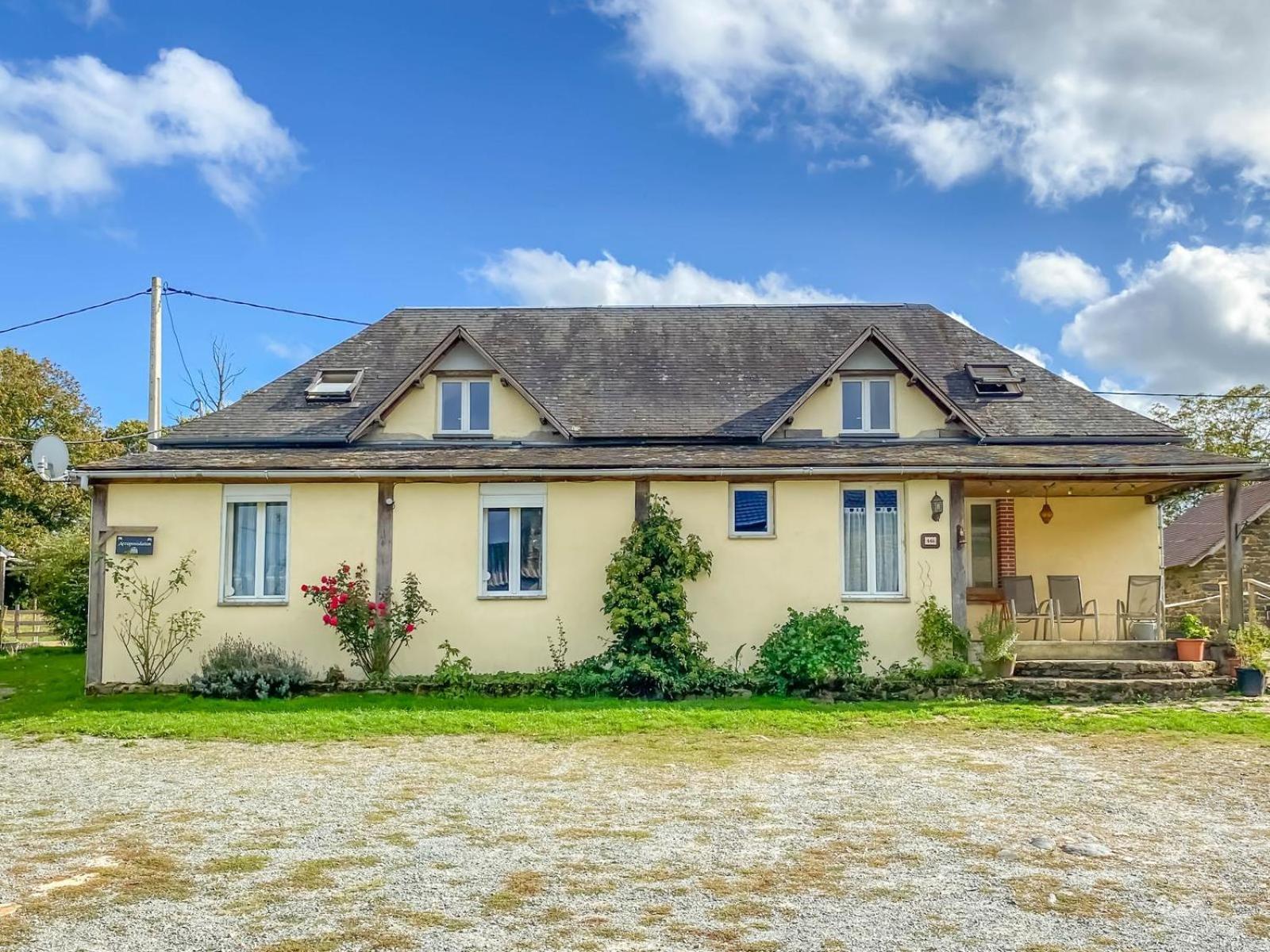 Accommodation A La Ferme Lubersac Zewnętrze zdjęcie